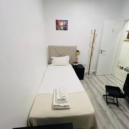 בית הארחה Beautiful In The Center Of