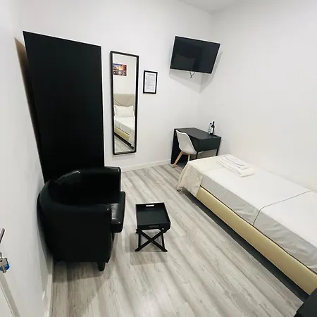 Beautiful In The Center Of * リスボン